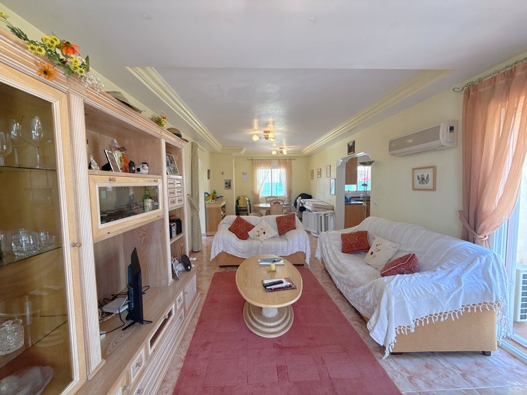 Villa for Sale in Cabo Roig, Alicante 23