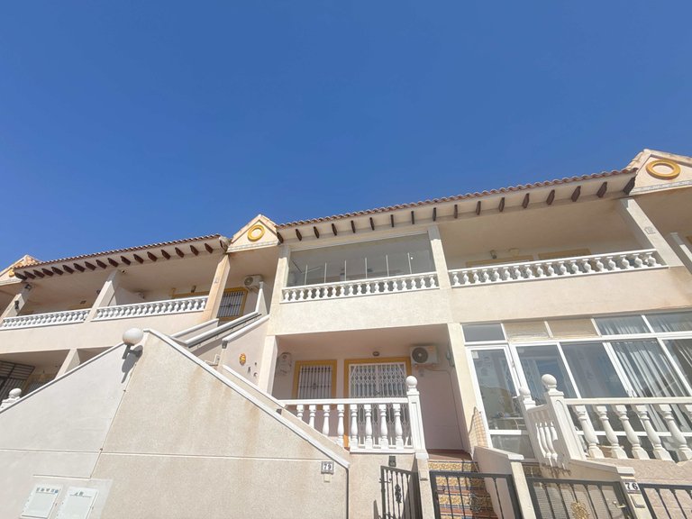Apartment for Sale in Cabo Roig, Alicante 1