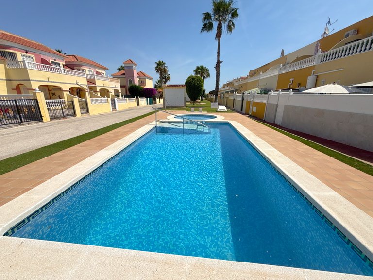 Villa for Sale in Cabo Roig, Alicante 26