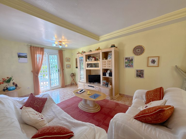 Villa for Sale in Cabo Roig, Alicante 31
