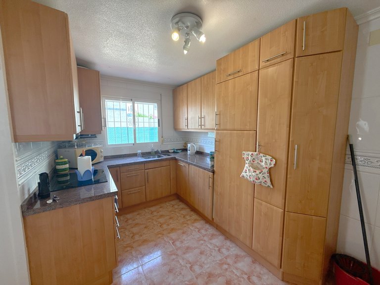 Villa for Sale in Cabo Roig, Alicante 33