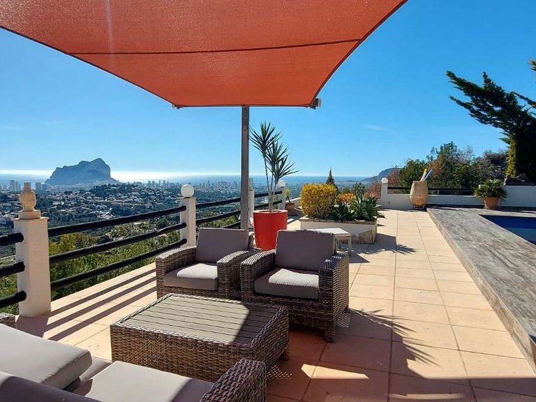 Villa for Sale in Costa Blanca Calpe, Alicante 1
