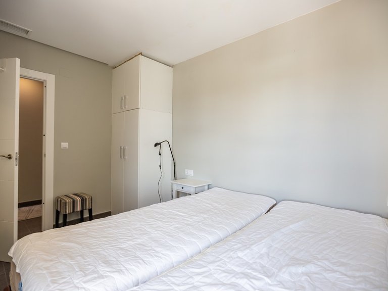 Apartment for Sale in Villamartin, Alicante 46