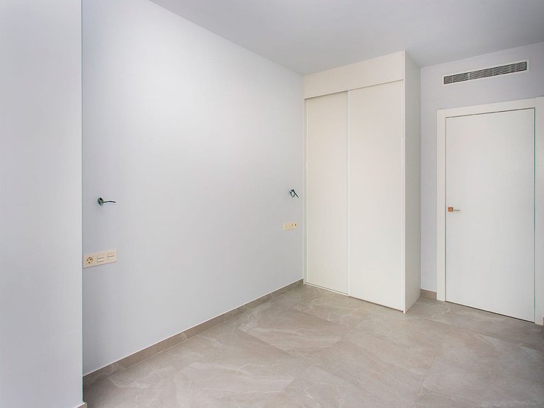 Apartment for Sale in Torrevieja, Alicante 20