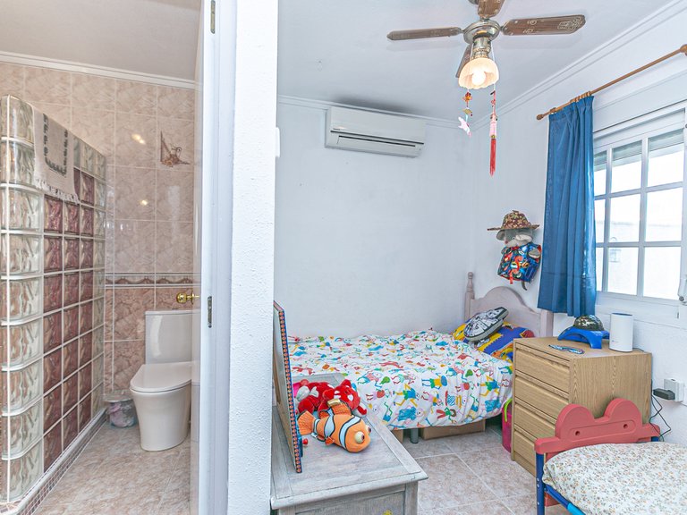 Villa for Sale in Los Balcones, Alicante 11
