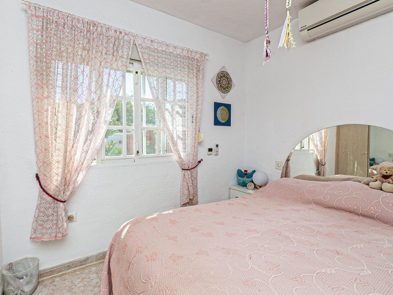 Villa for Sale in Los Balcones, Alicante 26