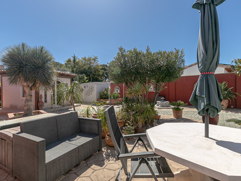 Villa for Sale in Los Balcones, Alicante 40