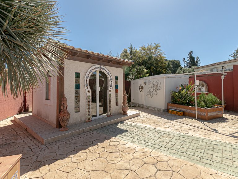 Villa for Sale in Los Balcones, Alicante 42