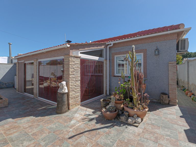 Villa for Sale in Los Balcones, Alicante 2