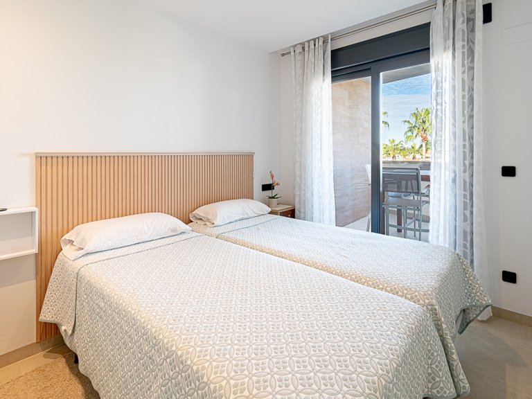 Apartment for Sale in Villamartin, Alicante 20