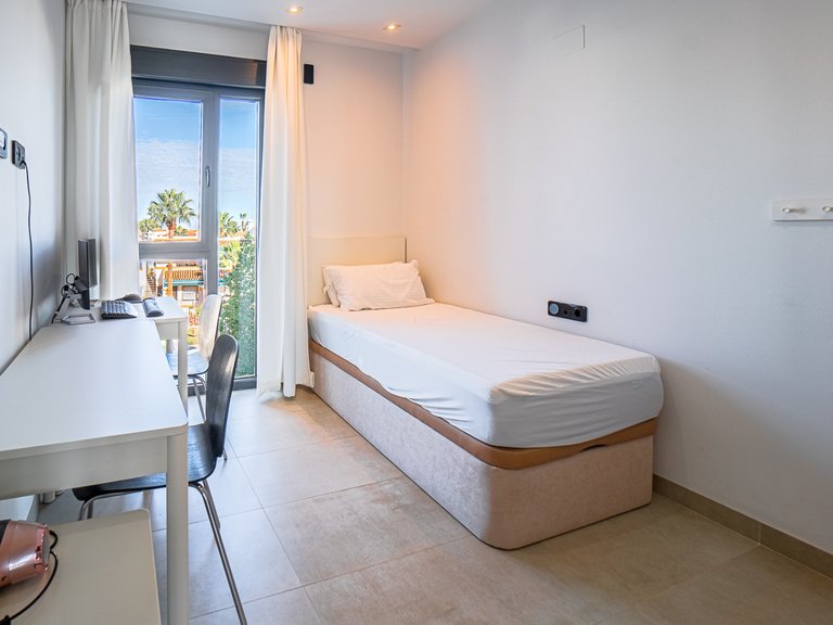 Apartment for Sale in Villamartin, Alicante 27