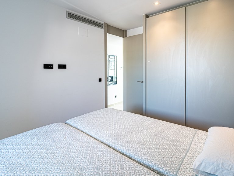 Apartment for Sale in Villamartin, Alicante 22