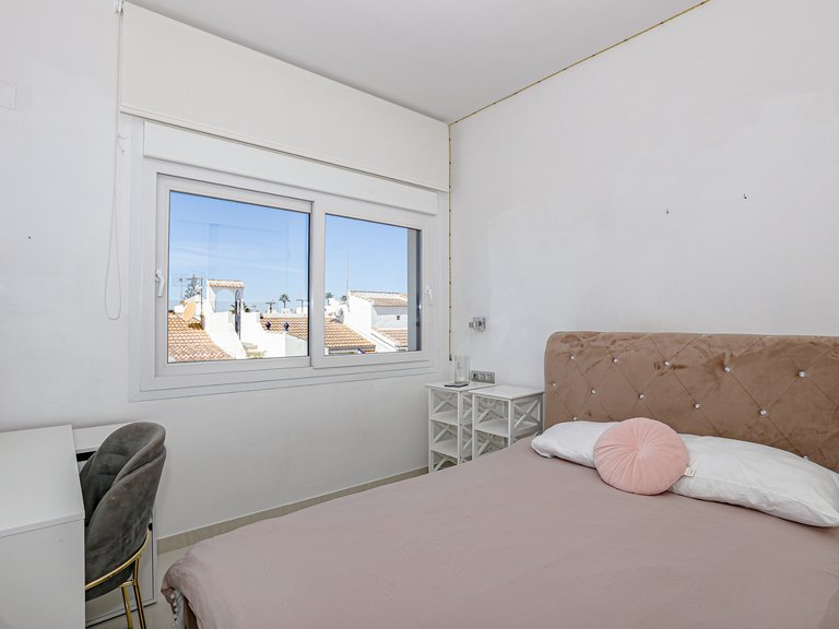 Villa for Sale in Rojales, Alicante 31