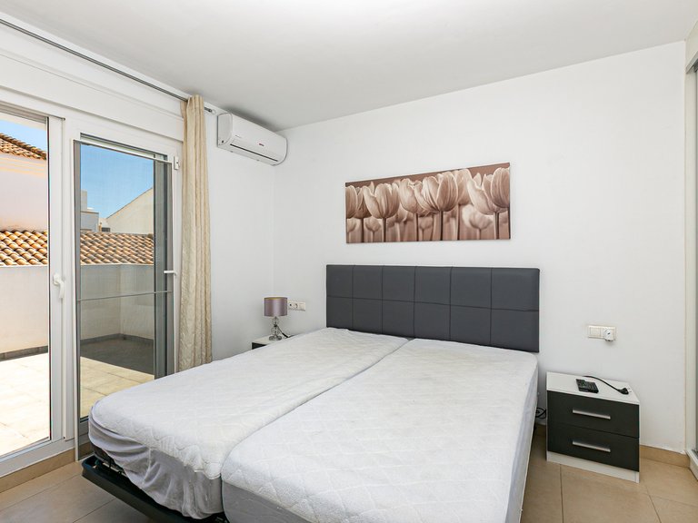Villa for Sale in La Marina, Alicante 38