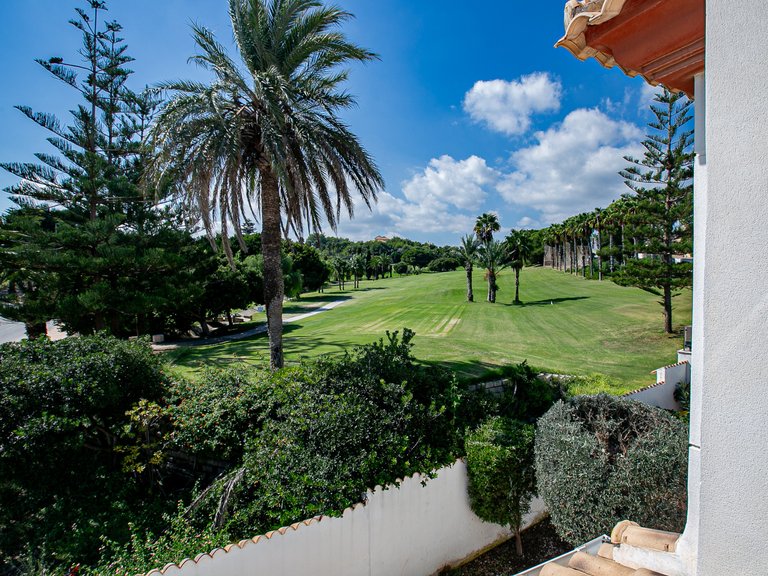 Villa for Sale in Villamartin, Alicante 4