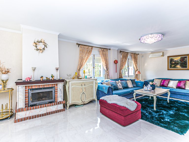 Villa for Sale in Villamartin, Alicante 18