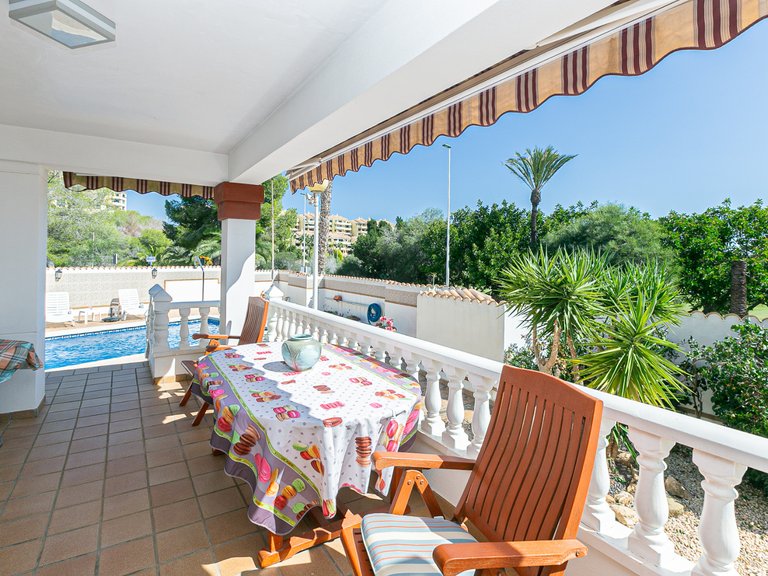 Villa for Sale in Villamartin, Alicante 3