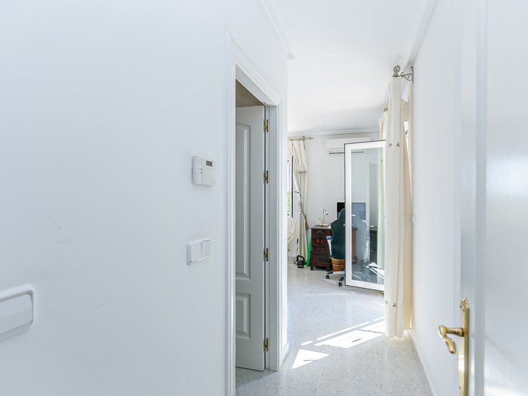 Villa for Sale in Villamartin, Alicante 44