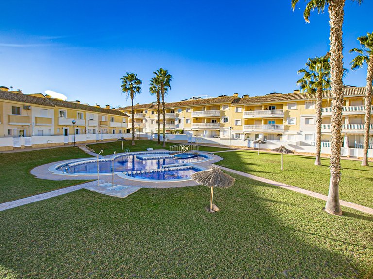 Apartment for Sale in Cabo Roig, Alicante 3