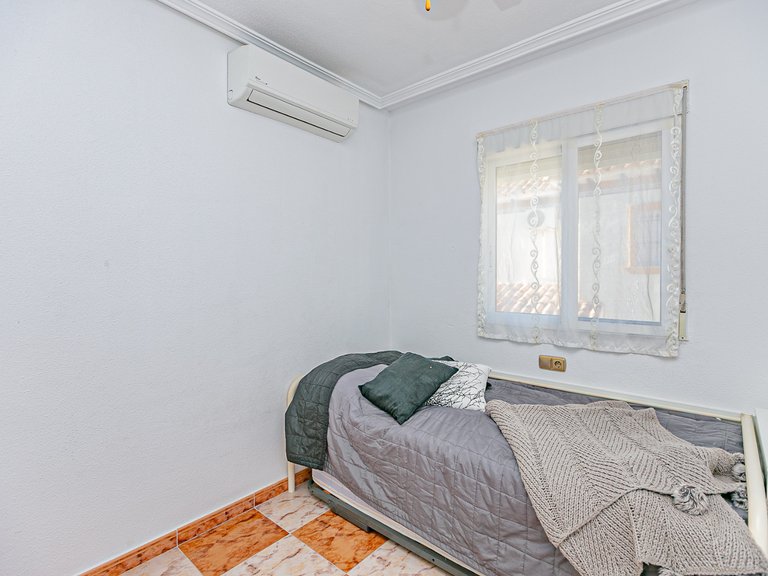 Town House for Sale in Playa Flamenca, Alicante 22