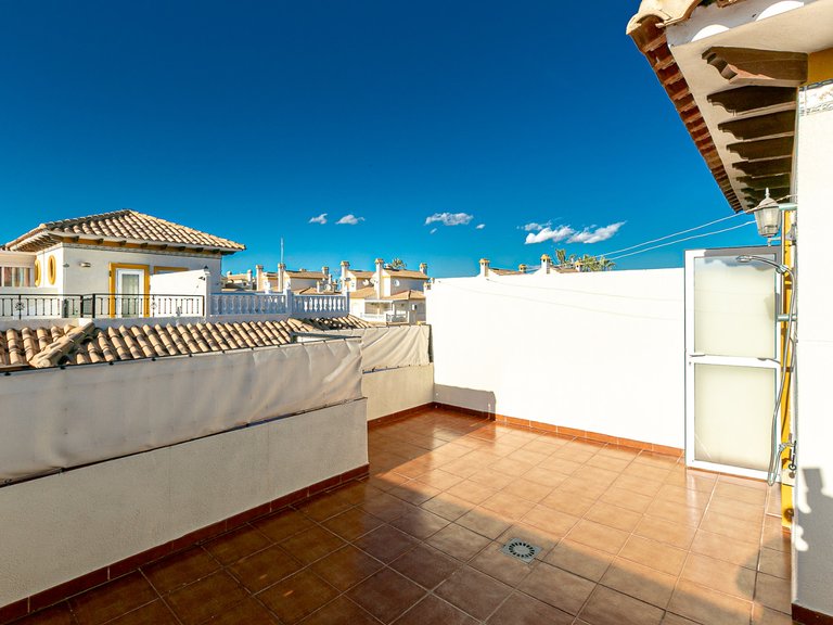Town House for Sale in Playa Flamenca, Alicante 42