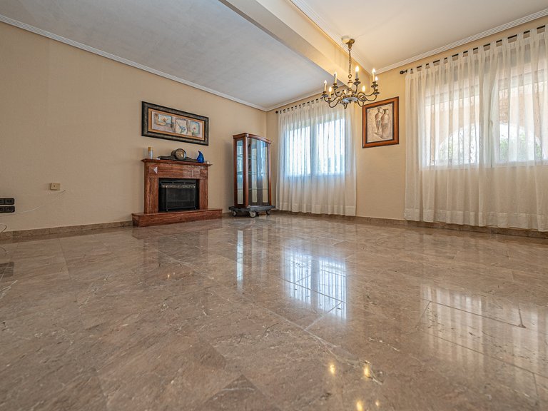 Villa for Sale in Torrevieja, Alicante 7