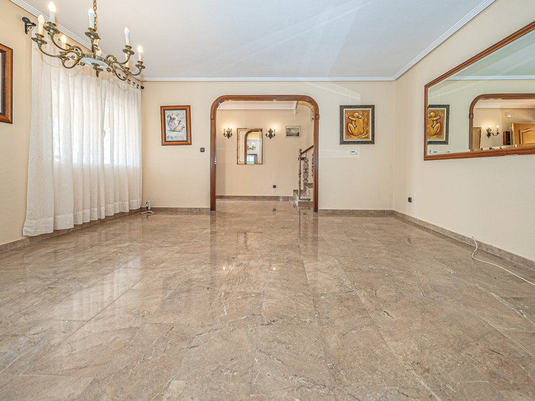 Villa for Sale in Torrevieja, Alicante 8