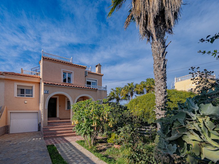 Villa for Sale in Torrevieja, Alicante 4