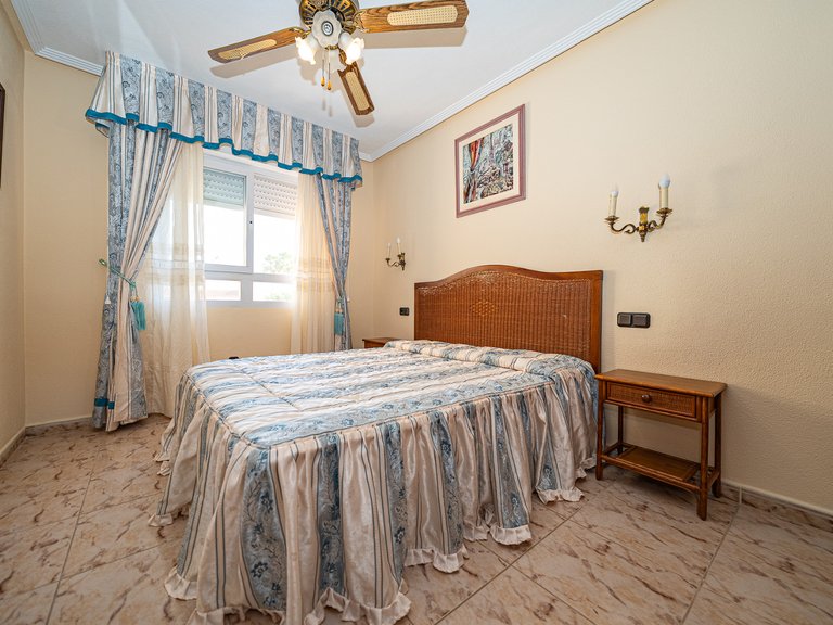 Villa for Sale in Torrevieja, Alicante 18
