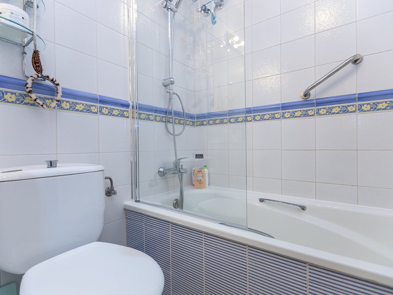 Apartment for Sale in Playa Flamenca, Alicante 34