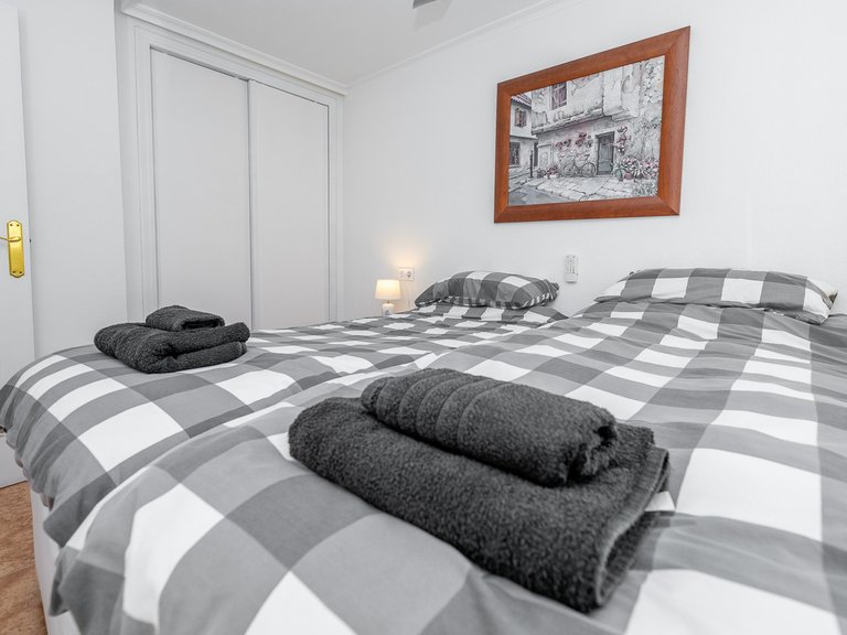 Town House for Sale in Cabo Roig, Alicante 20