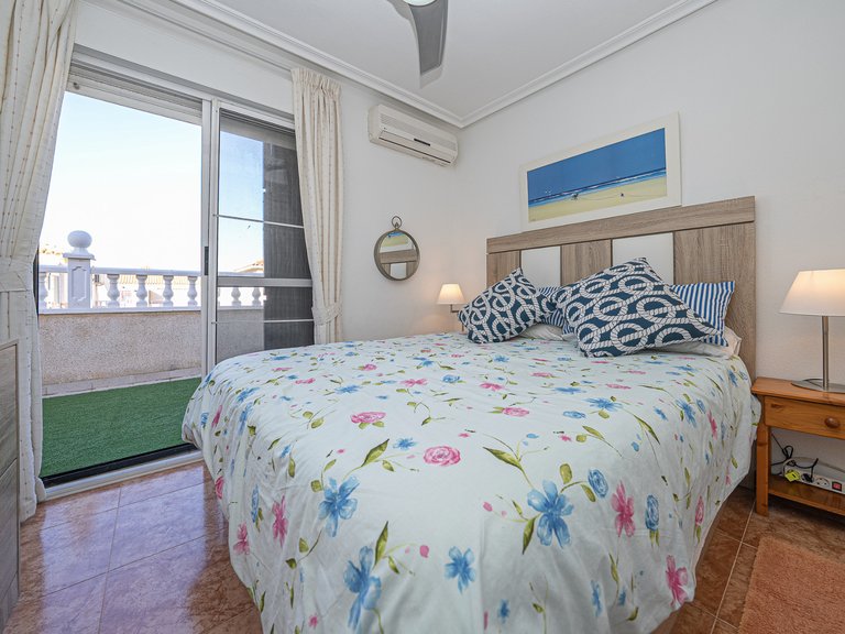 Town House for Sale in Cabo Roig, Alicante 26