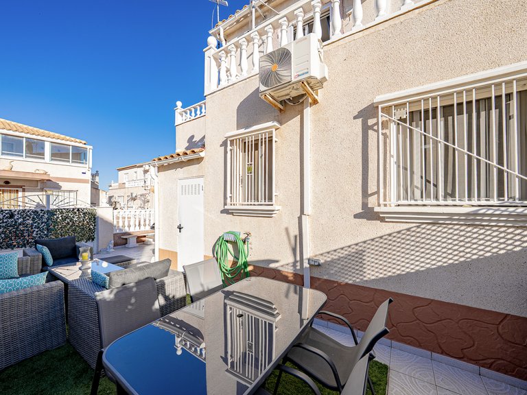 Town House for Sale in Cabo Roig, Alicante 38