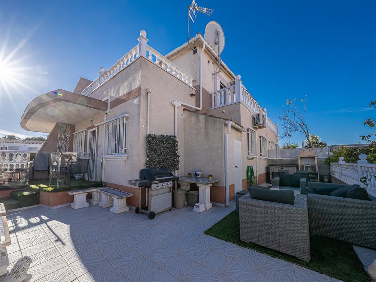 Town House for Sale in Cabo Roig, Alicante 39
