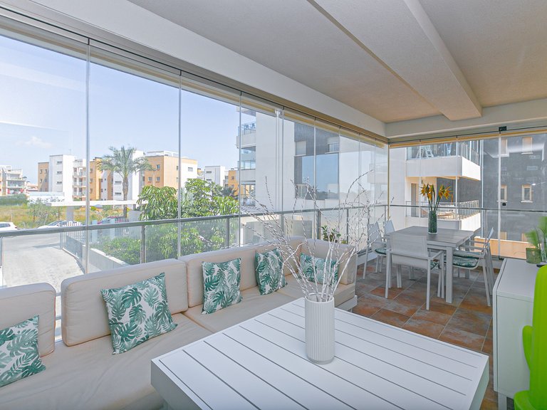 Apartment for Sale in Villamartin, Alicante 15