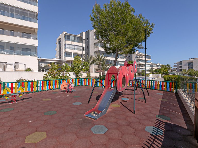 Apartment for Sale in Villamartin, Alicante 47