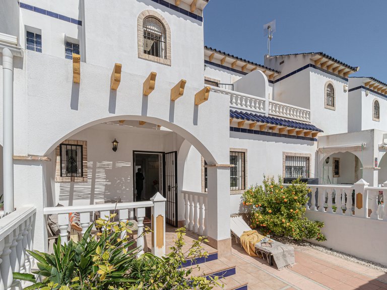 Town House for Sale in Playa Flamenca, Alicante 39