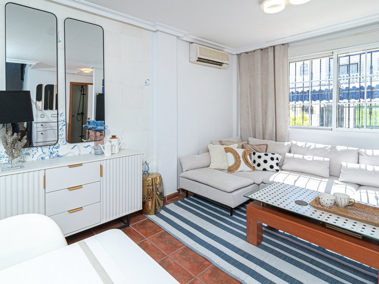 Town House for Sale in Playa Flamenca, Alicante 9