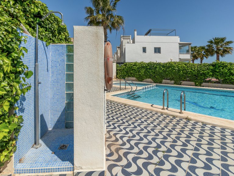 Town House for Sale in Playa Flamenca, Alicante 47