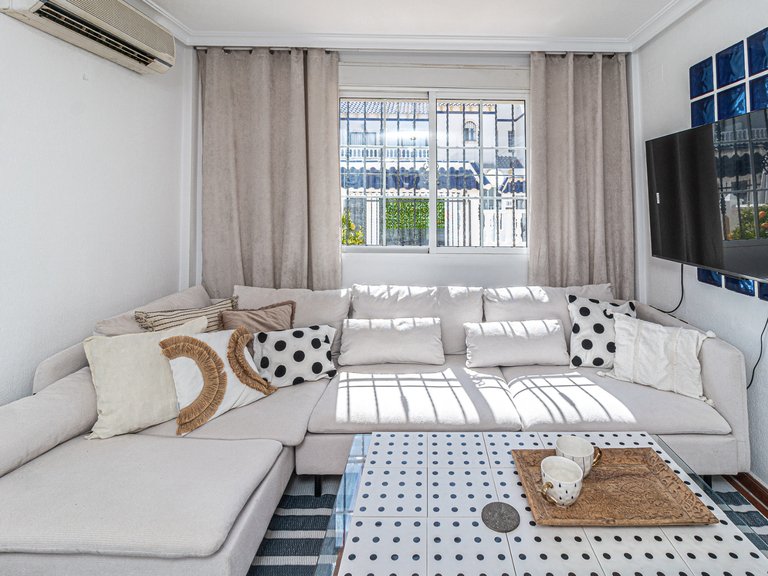 Town House for Sale in Playa Flamenca, Alicante 6