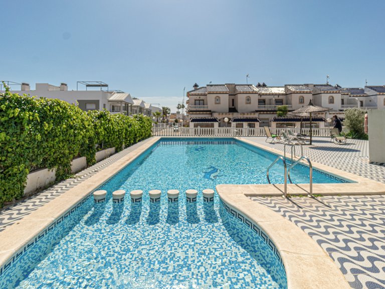 Town House for Sale in Playa Flamenca, Alicante 44