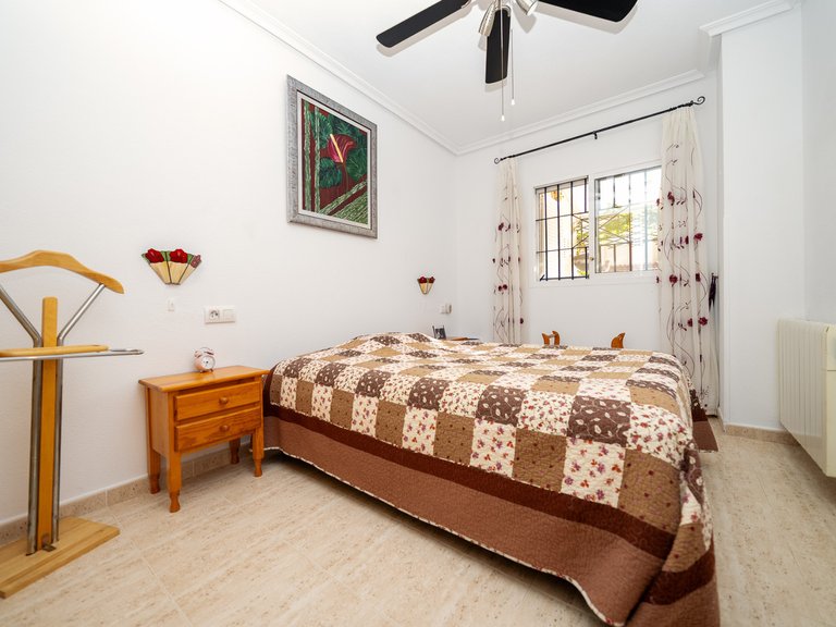 Apartment for Sale in Playa Flamenca, Alicante 17