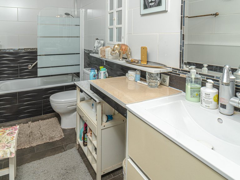 Villa for Sale in Villamartin, Alicante 16