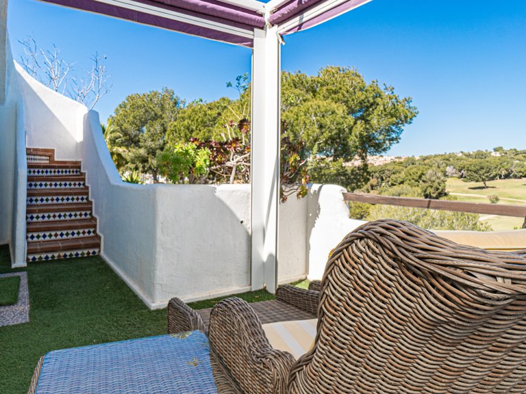 Villa for Sale in Villamartin, Alicante 37