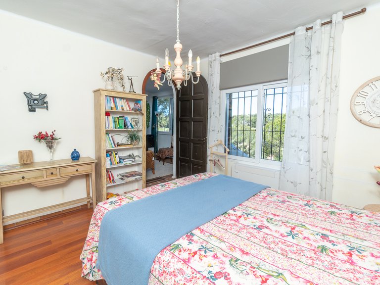 Villa for Sale in Villamartin, Alicante 25