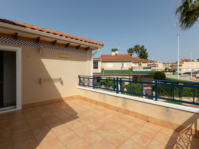 Town House for Sale in Playa Flamenca, Alicante 42