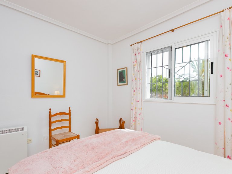 Town House for Sale in Playa Flamenca, Alicante 32