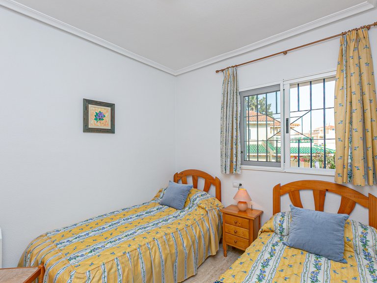 Town House for Sale in Playa Flamenca, Alicante 37