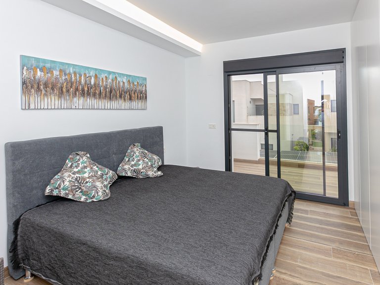 Villa for Sale in Los Montesinos, Alicante 37