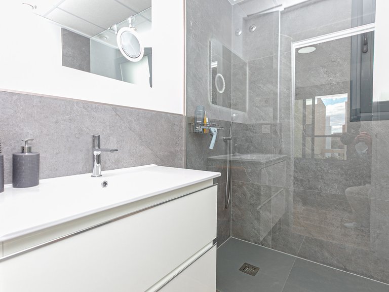 Villa for Sale in Los Montesinos, Alicante 41